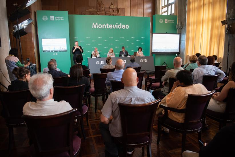 Presentación del primer premio del concurso de anteproyectos Balcón del Cerro