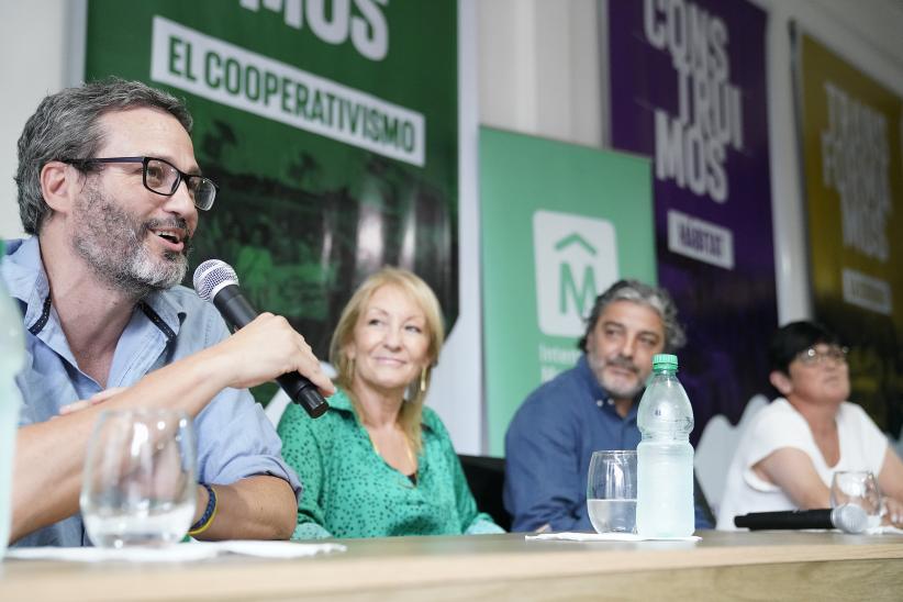 Firma de convenio entre la IM y la Federación COVIPRO