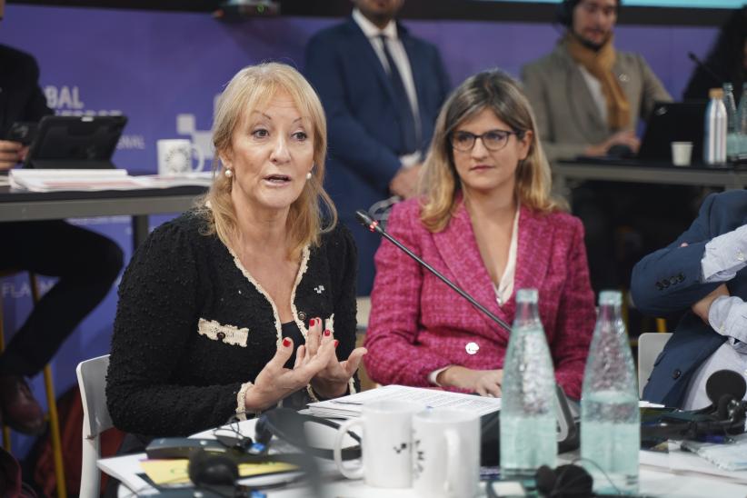 La Intendenta Carolina Cosse preside en Barcelona la sesión del encuentro anual de Ciudades y Gobiernos Locales Unidos