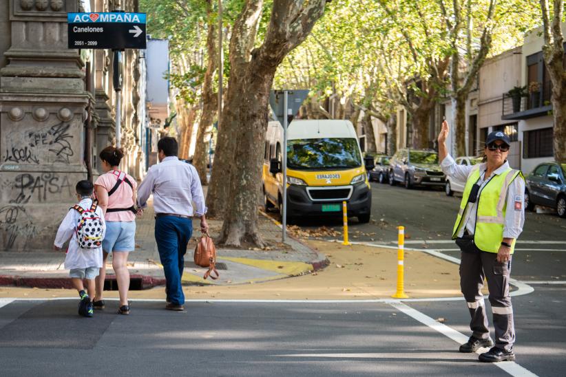 Acciones de seguridad vial en la escuela Nº 4 Artigas, 06 de marzo de 2023