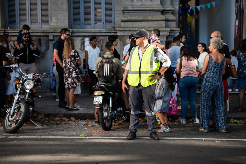 Acciones de seguridad vial en la escuela Nº 4 Artigas, 06 de marzo de 2023