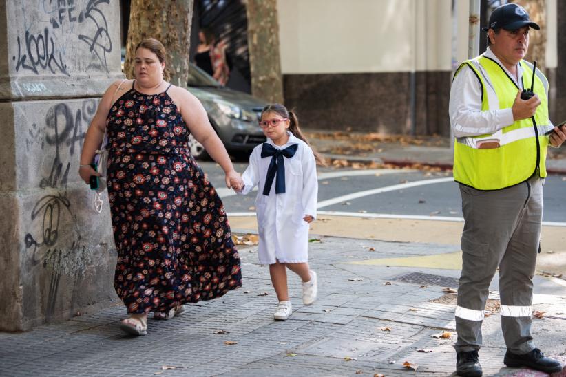 Acciones de seguridad vial en la escuela Nº 4 Artigas, 06 de marzo de 2023