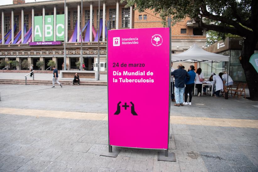 Jornada en la explanada por Día Mundial de la Tuberculosis