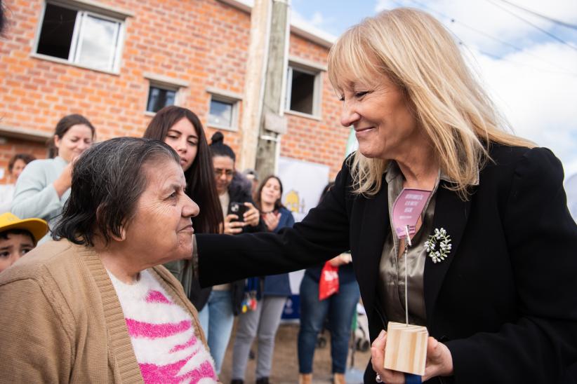 Entrega de viviendas en Martori en el marco del proyecto integral de mejoramiento barrial de La Paloma