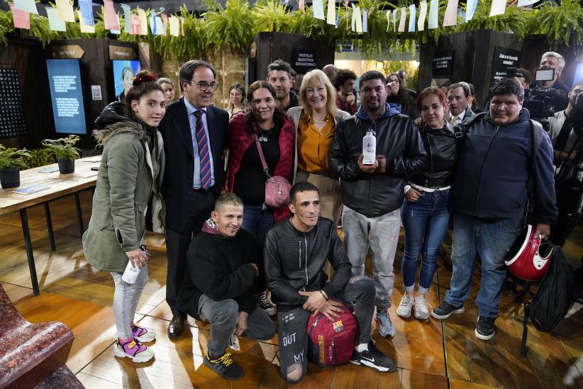 Firma de convenio por Montevideo Integra