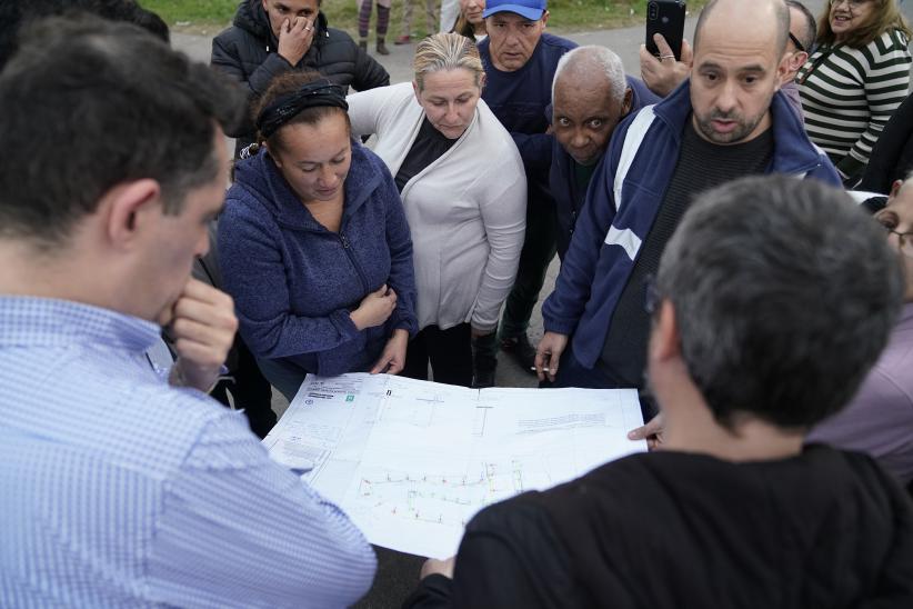 Montevideo se ilumina en el complejo de viviendas Luis Batlle y Berres