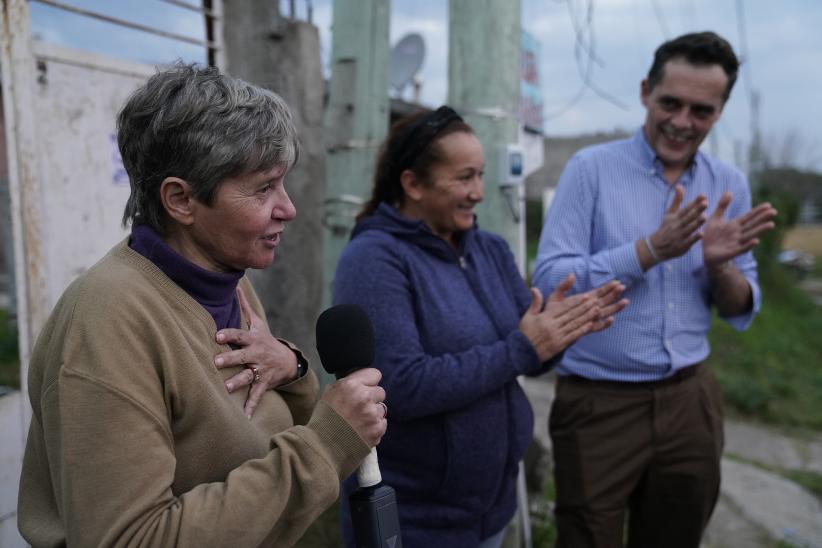 Montevideo se ilumina en el complejo de viviendas Luis Batlle y Berres