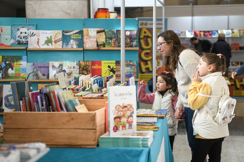 Conferencia de prensa por Feria del libro Infantil y Juvenil, 11 de julio de 2023