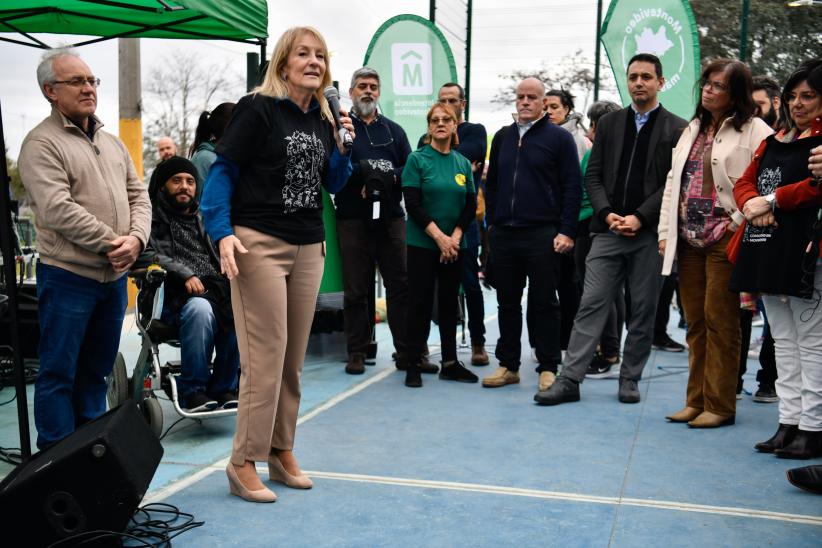 Inauguración de obra del Presupuesto Participativo: veredas, iluminación y juegos infantiles en el entorno del complejo SACUDE