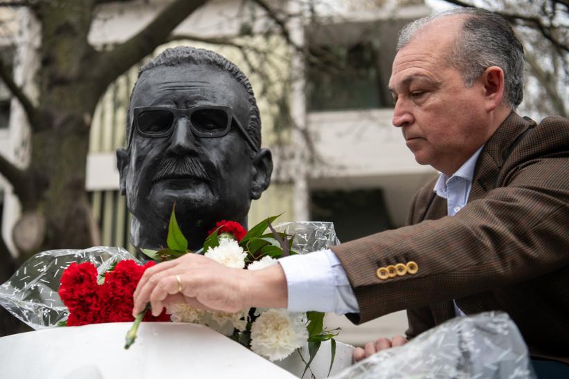 Homenaje a Salvador Allende