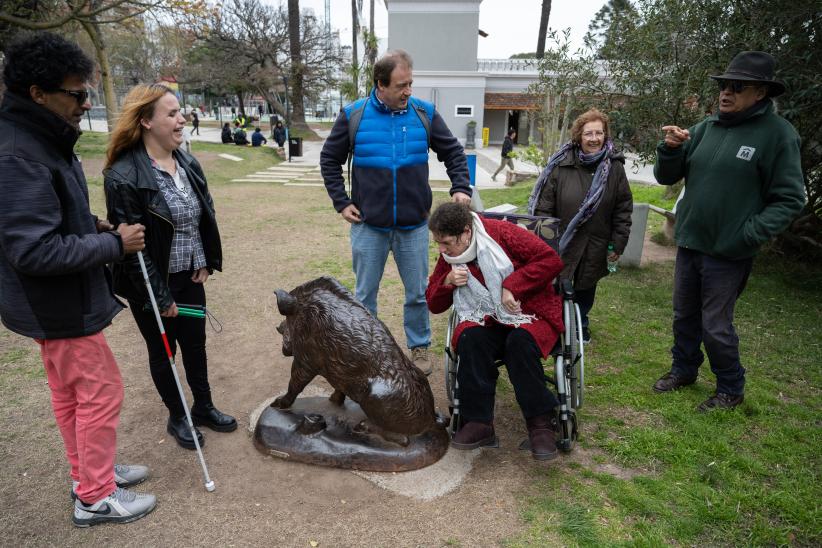 Recorrida de turismo accesible en el Parque de la Amistad