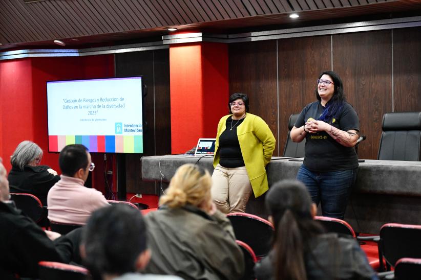 Capacitación a voluntarias y voluntarios por marcha de la Diversidad