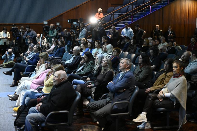 Inauguración de la 45.ª Feria Internacional del Libro de Montevideo