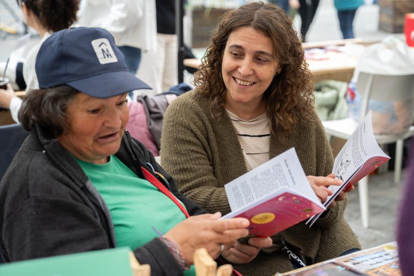 Jornada de salud mental en la explanada de la Intendencia de Montevideo,