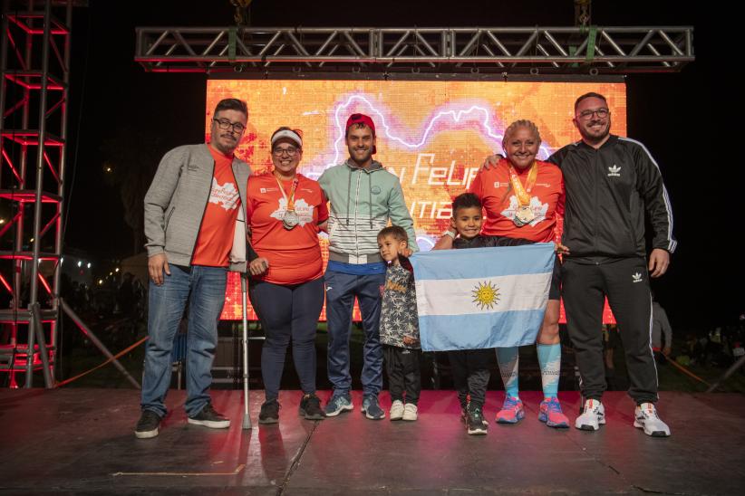 Entrega de premios de la carrera San Felipe y Santiago