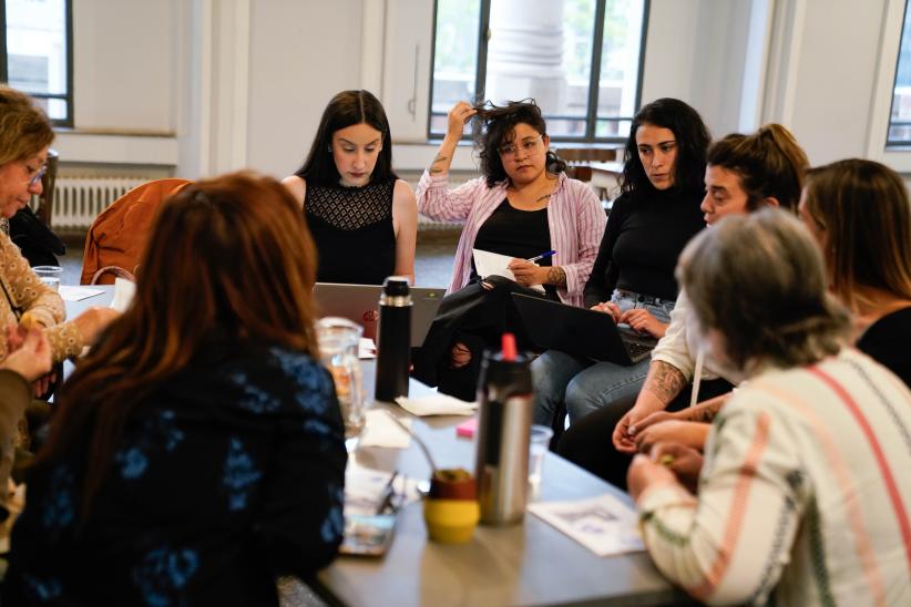 Mesa de trabajo : Huellas Feministas en el Territorio     , 04 de Diciembre de 2023