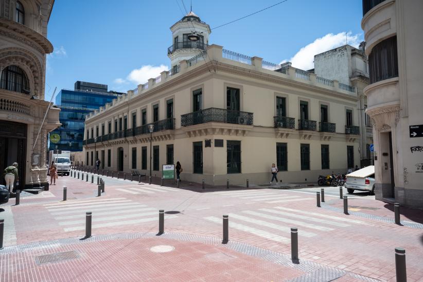  Inauguración de semipeatonalización de la calle Rincón entre plaza Zabala y Juncal