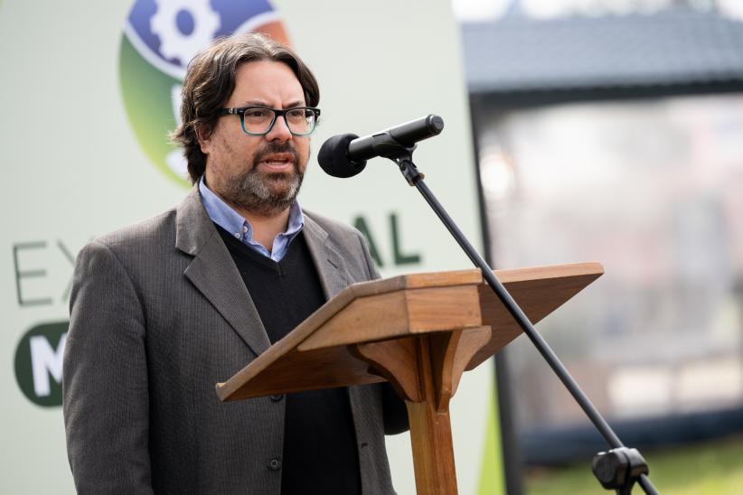 Mauricio Zunino (i) en el acto Inaugural de la Expo Melilla 2024