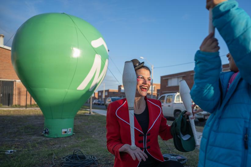 Inauguración de plaza en Pau 15 - Villa Farré