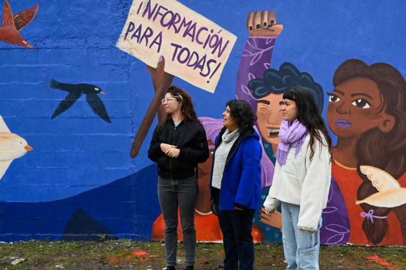  Inauguración de mural por campaña «Informando a las mujeres, transformando vidas»