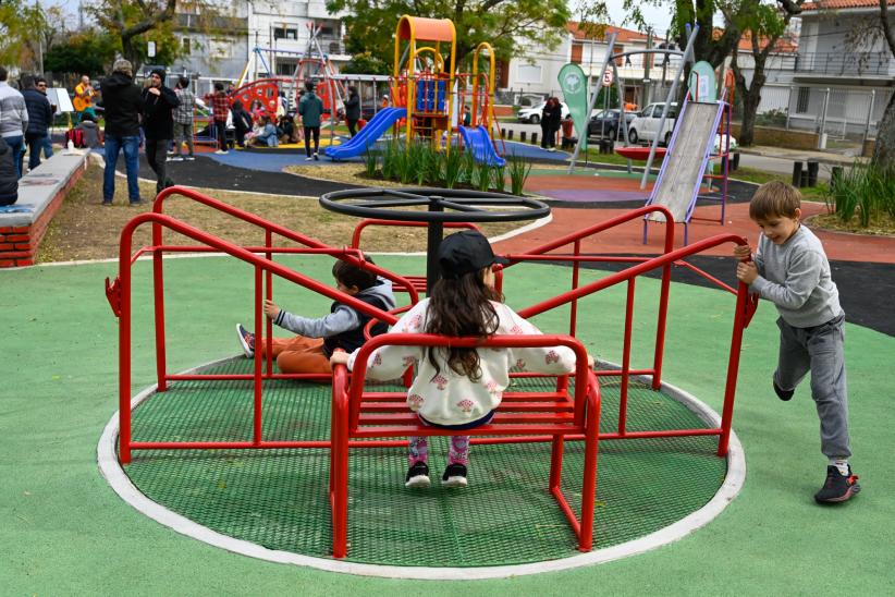 Inauguración de obras del Presupuesto Participativo en la plaza República del Salvador  