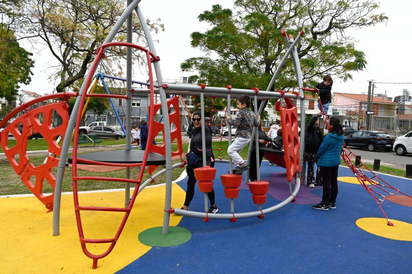 Inauguración de obras del Presupuesto Participativo en la plaza República del Salvador  