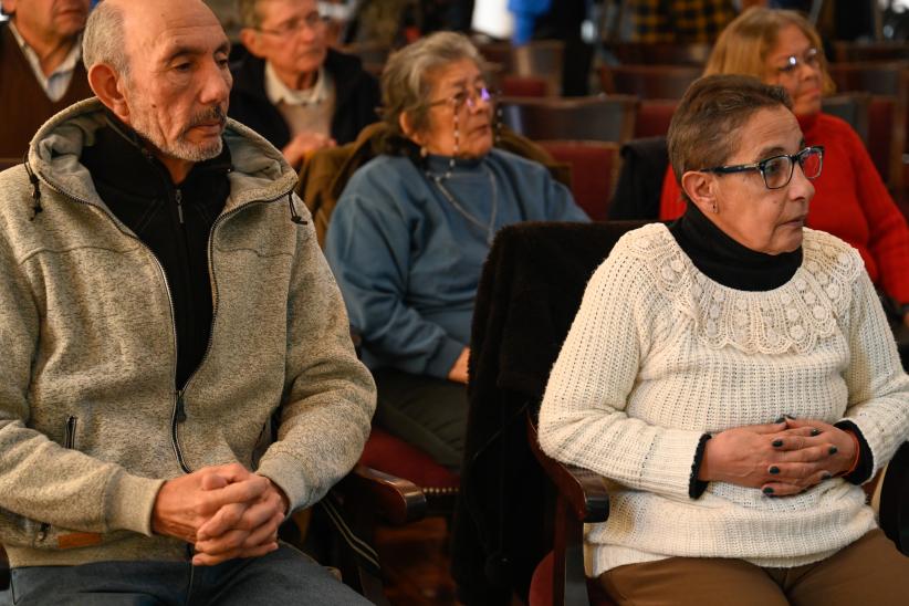 Presentación del primer informe sobre resultados del Servicio de Atención a Personas Mayores de 60 años 