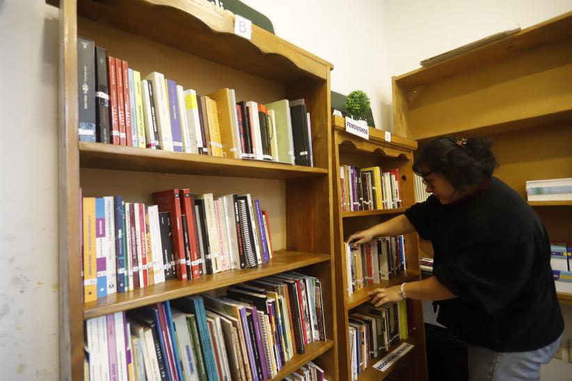 Biblioteca feminista de la Casa de las Ciudadanas