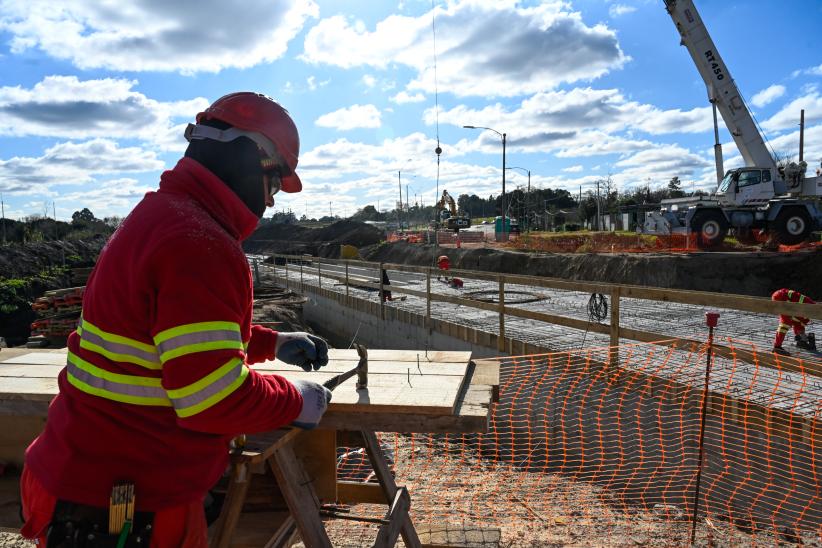 Obra de alcantarillado en Av. de las Instrucciones y Cno. Paso del Andaluz