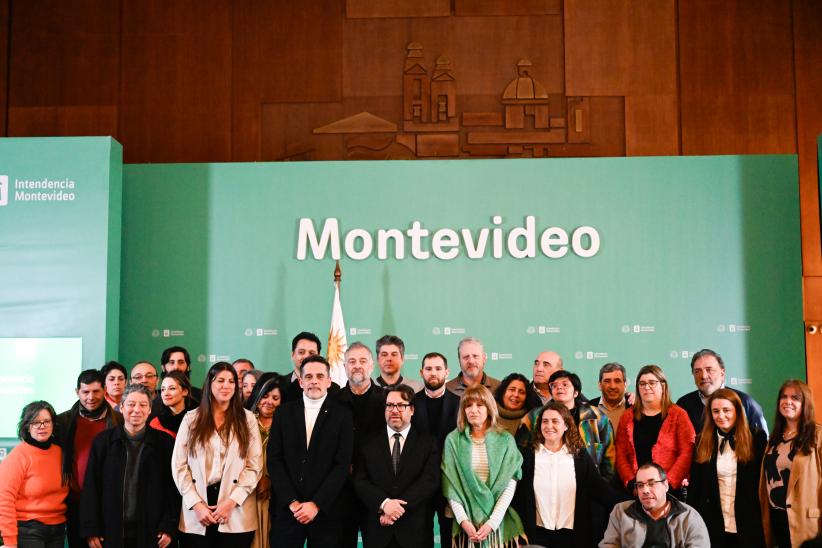  Ceremonia de asunción del Intendente Mauricio Zunino