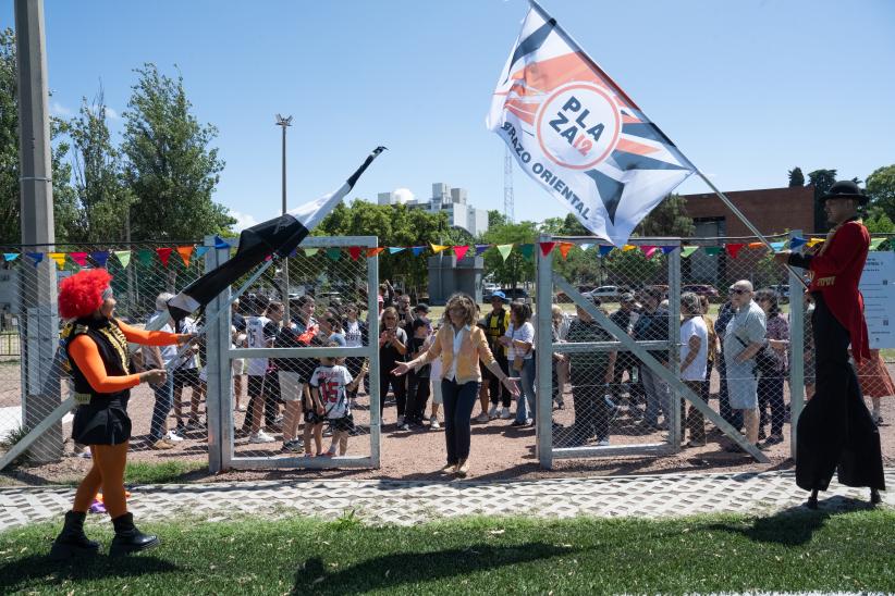 Inauguración de obras del Presupuesto Participativo en la plaza de deportes Nº 12