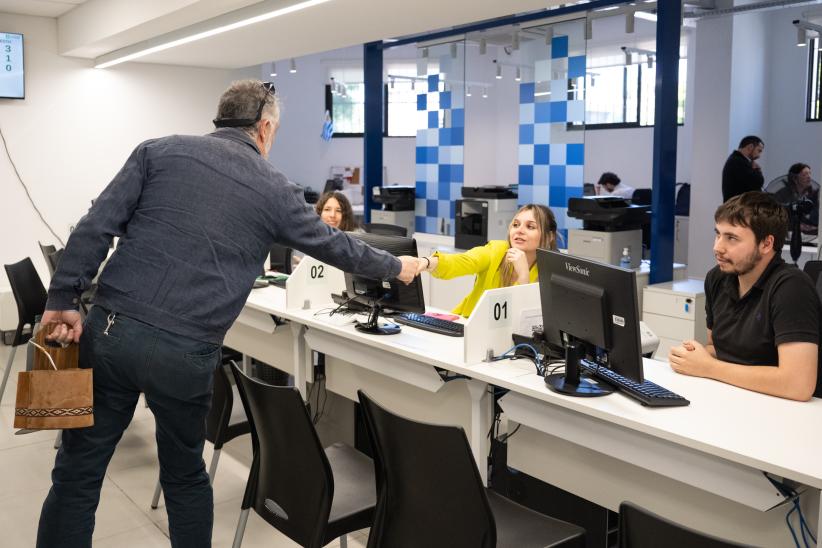 Inauguración de nuevas oficinas de la Unidad Administración de Transporte