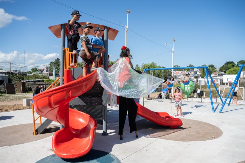 Inauguración de nueva plaza en Paso Morlán