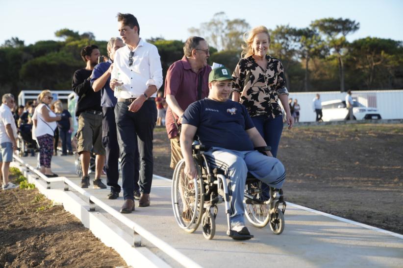 Inauguración playa del Cerro accesible