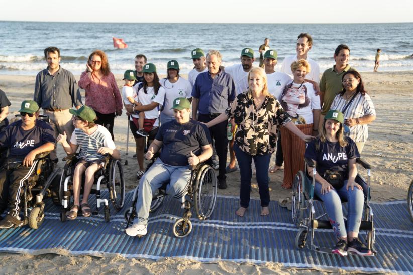 Inauguración playa del Cerro accesible