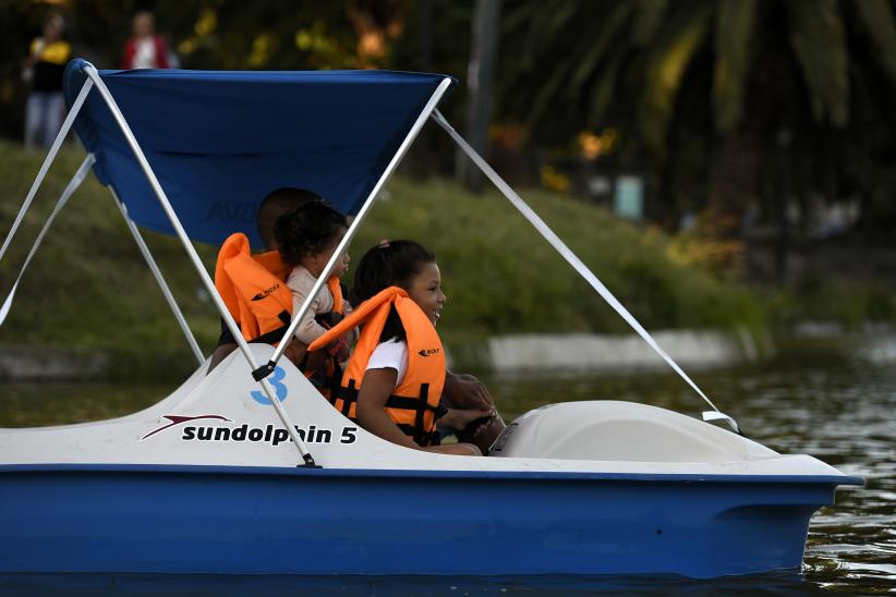 Inauguración de los nuevos servicios en el lago del Parque Rodo