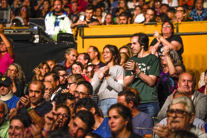 Anuncio de obras en teatro de Verano