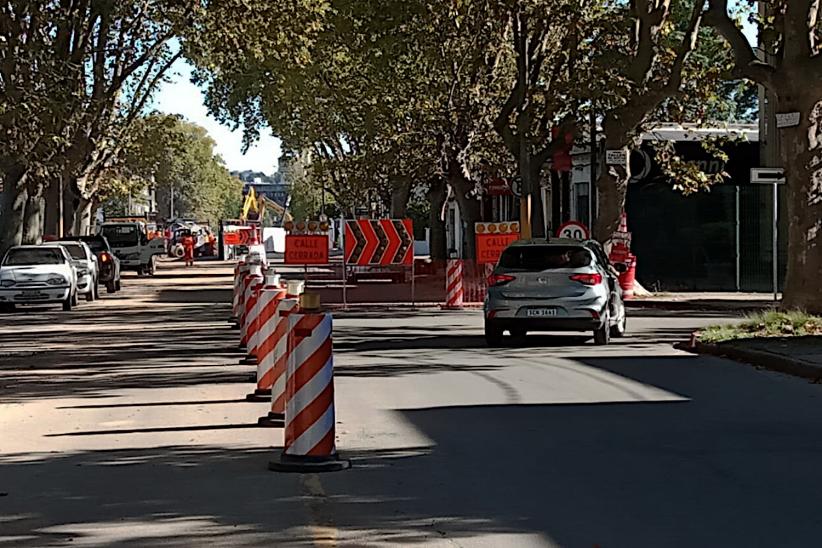 Desvío en Capurro por obra del Ferrocarril Central