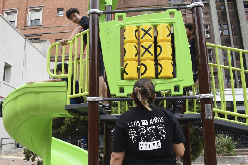 Visita de niñas y niños de la Fundación Gustavo Volpe