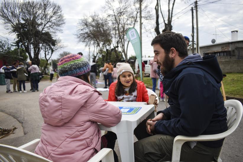 Peatonal barrial en el barrio Municipal