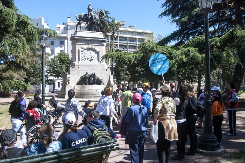 Caminatour accesible Ciudad Vieja.