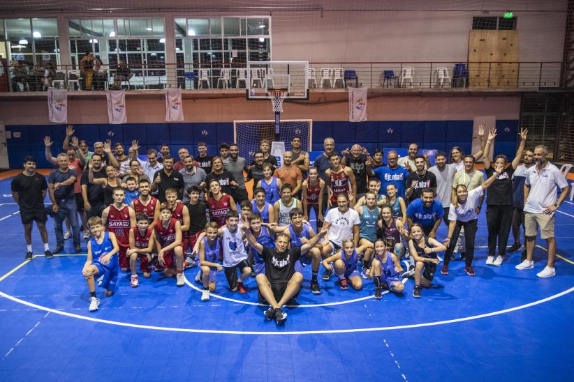 Academia para entrenadores y entrenadoras que participaron del Torneo Jr. NBA