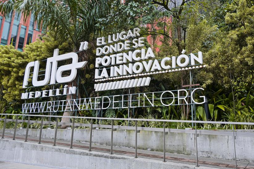 Montevideo LAB en el hub de ciudades 