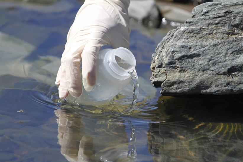 Monitoreo de la calidad del agua en playas