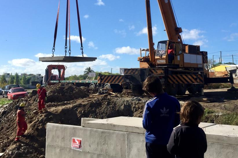 Construcción de dovela en el asentamiento Aquiles Lanza