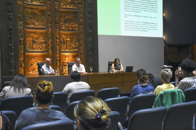 Presentación del informe sobre mujeres lesbianas