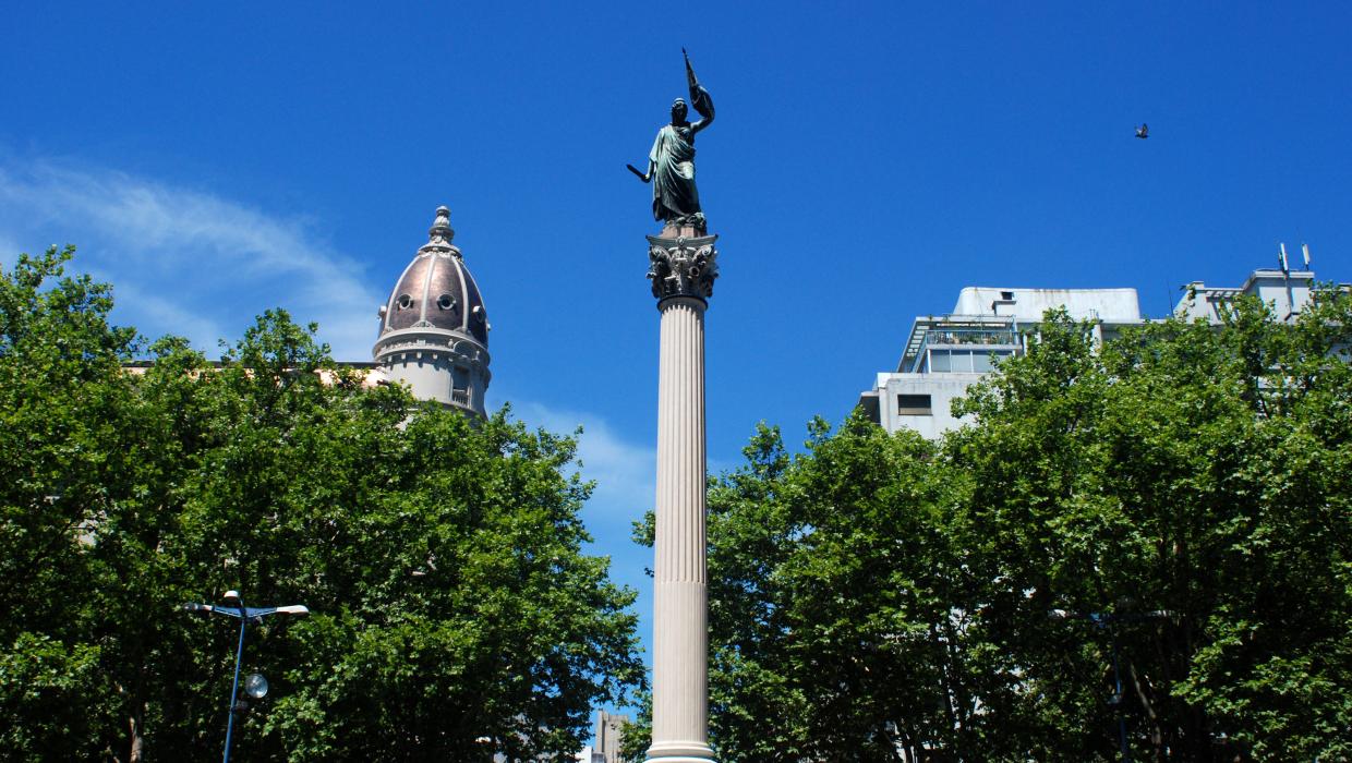 Estatua de la Libertad Monumento Columna de la Paz o Estatua de la Libertad