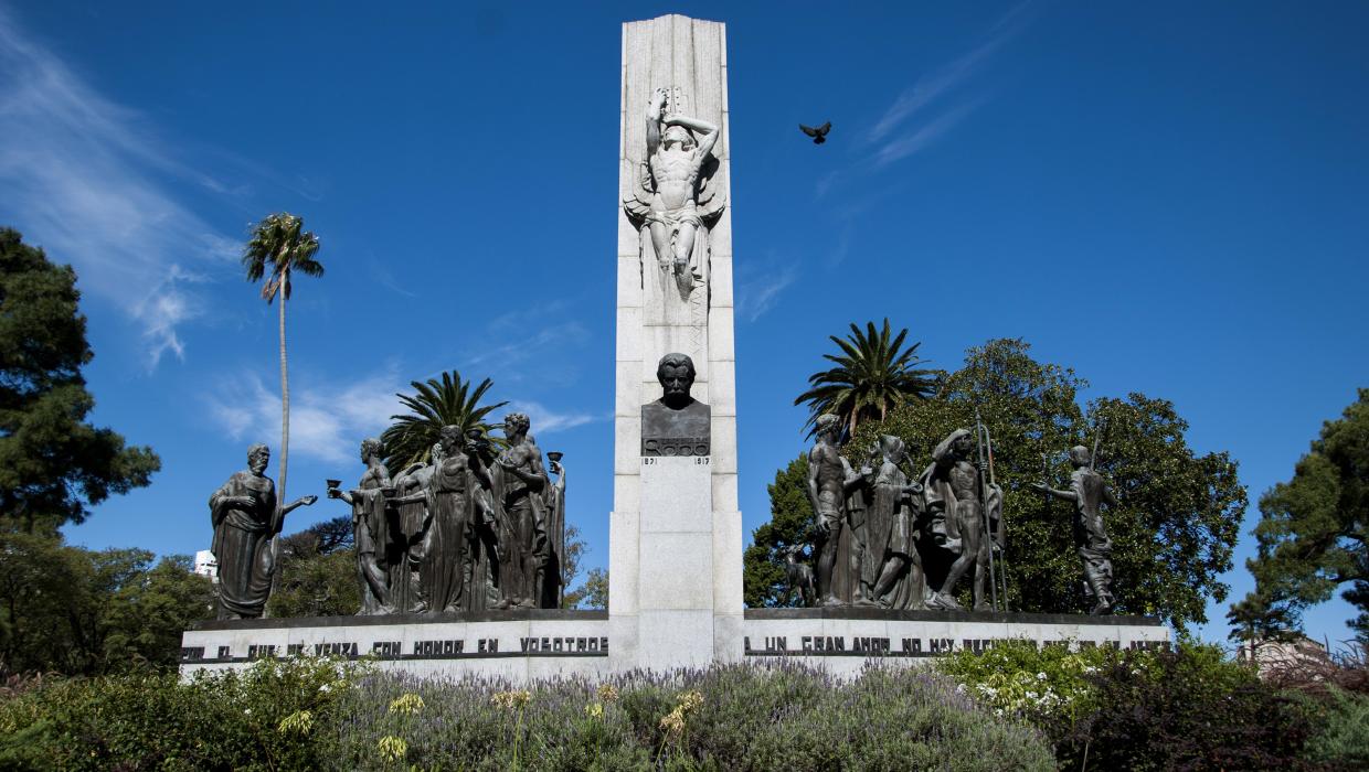  Monumento a José Enrique Rodó 