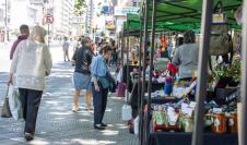 Feria Economía Social y Solidaria en Plaza de los Treinta y Tres