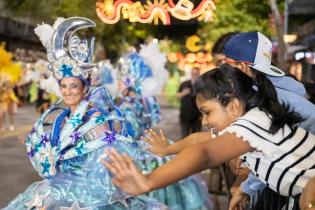 Arraza Samba en el desfile de Esculea de Samba